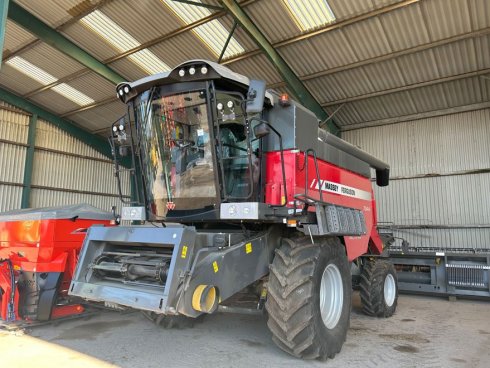 Brand new Massey Ferguson MF7344 Activa Combine