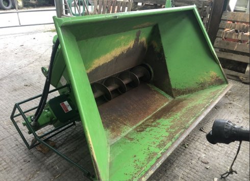 KW Feeder/Chopper Bucket