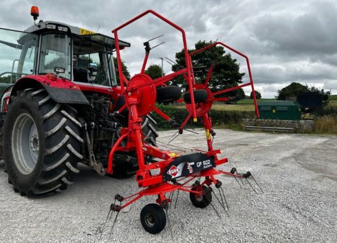 Kuhn GF502 Tedder