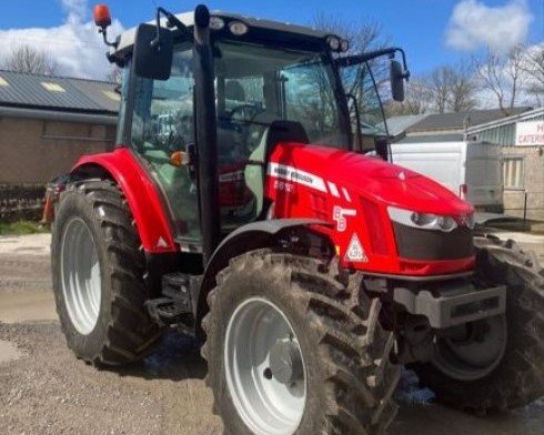 Massey Ferguson 5612