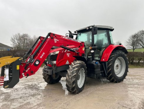 Massey Ferguson 6713S