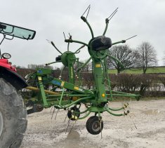 Krone 5.52 Tedder