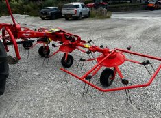 Kuhn GF502 Tedder