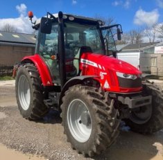 Massey Ferguson 5612