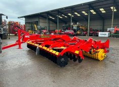 Vaderstad CR500 Carrier