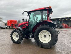 Valtra A75