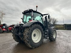 Valtra N155A