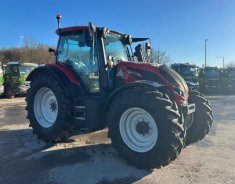 Valtra N155 Active