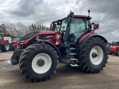 Valtra Q305